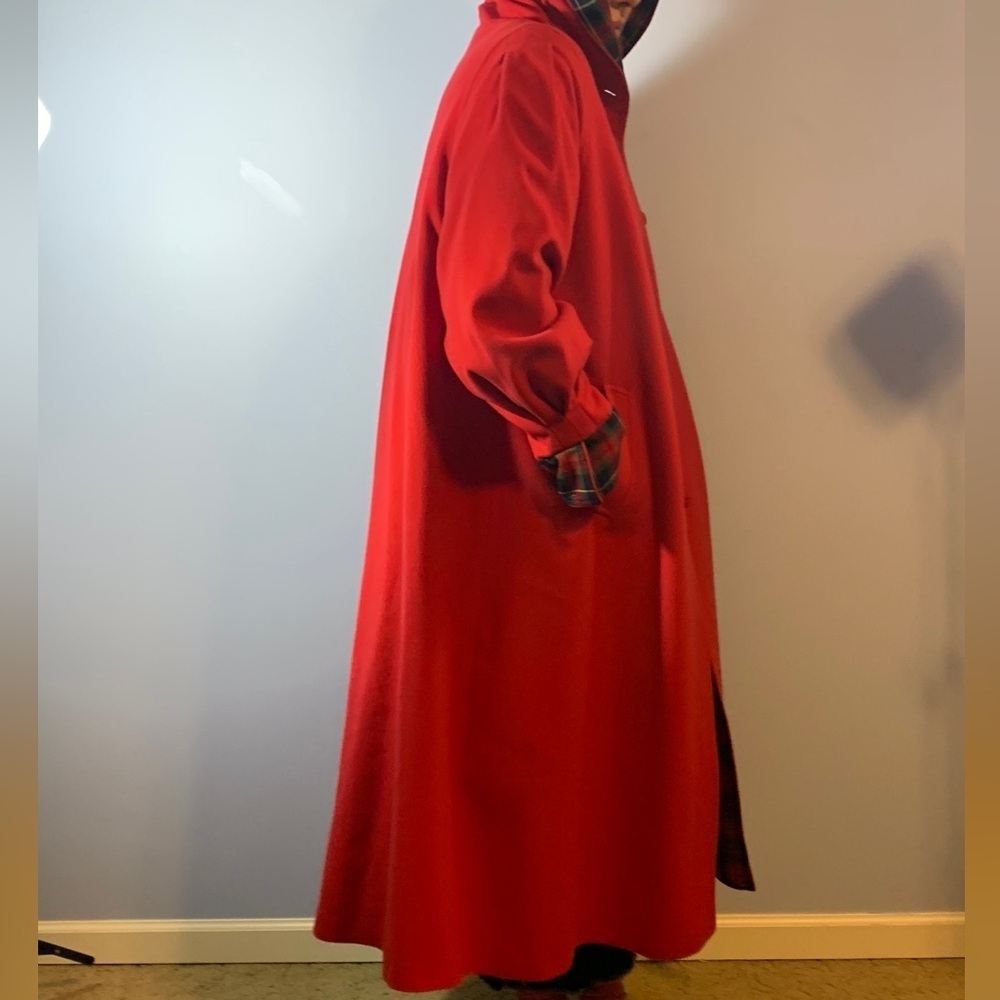 Avoca collection wicklow Ireland red hooded Cloak long wool coat tartan medium